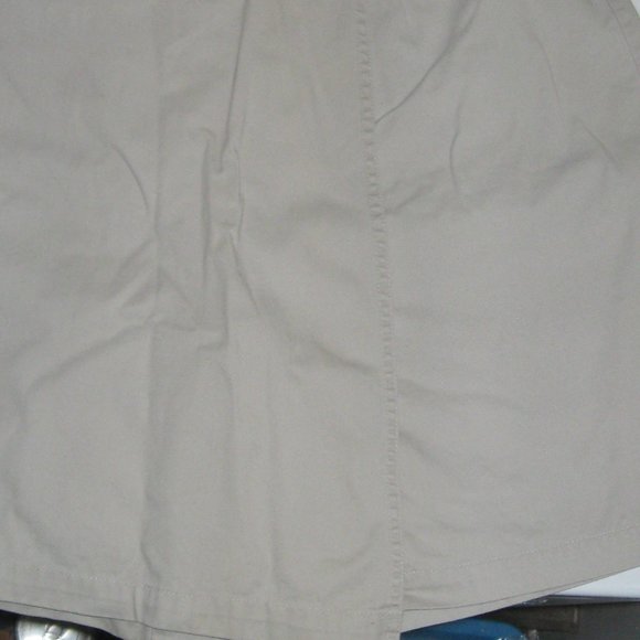 Cotton Ginny plus Skort-Size-18. - Picture 4 of 9